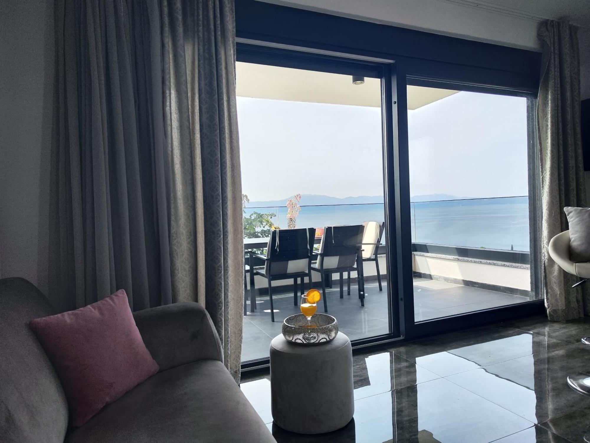 Golden Sunset Apartment Нивице Стая снимка